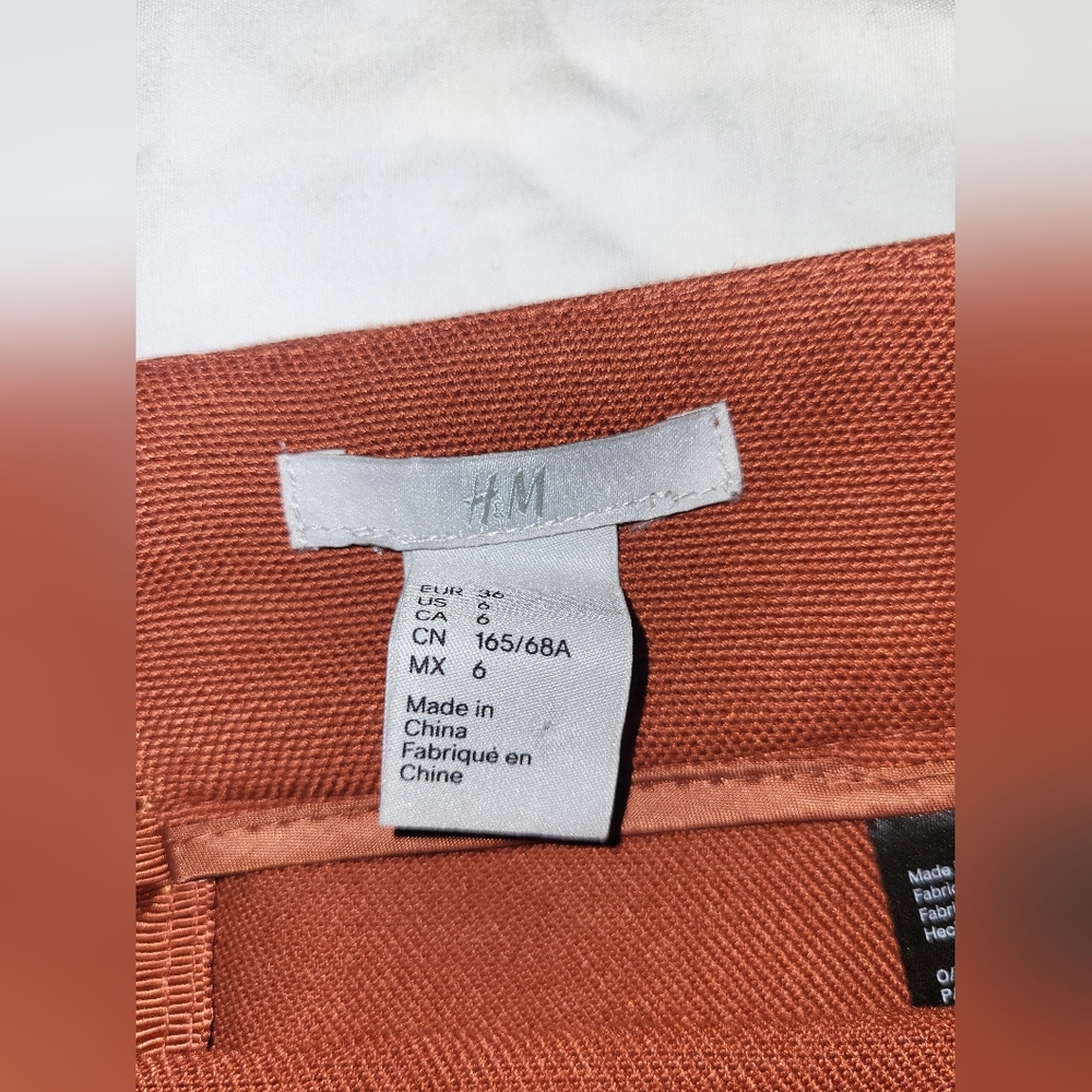 H&m Skirts - Picture 3 of 4